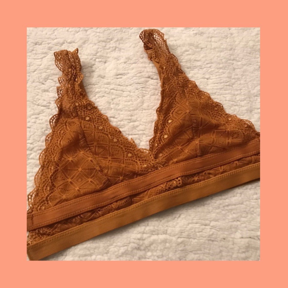 Orange bralete